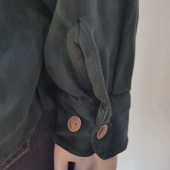 Green Blouse with Relaxed Fit and Shawl Collar 90s - Picture 9 of 16